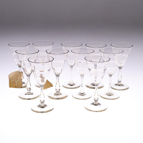 SNAPSGLAS, 11 st, Gerda strömberg, Strömbergshyttan, "Fylgia", 1930-tal. på auktion hos Gomér & Andersson Linköping