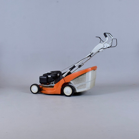 GRÄSKLIPPARE, Stihl RM448TX.