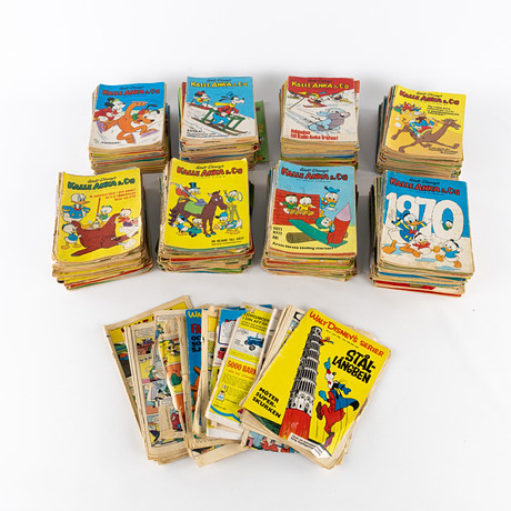 SERIETIDNINGAR, ett parti, Kalle Anka, 1965-1974. på auktion hos Karljohan Auktioner