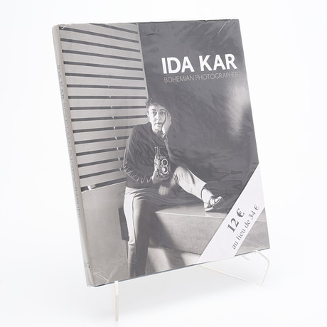 IDA KARS UTSTÄLLNINGSBOK "BOHEMIAN PHOTOGRAPHER", 2011.