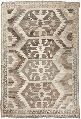 ORIENTMATTA, Kelim, ca 355x298 cm. på auktion hos Stockholms Auktionsverk Magasin 5