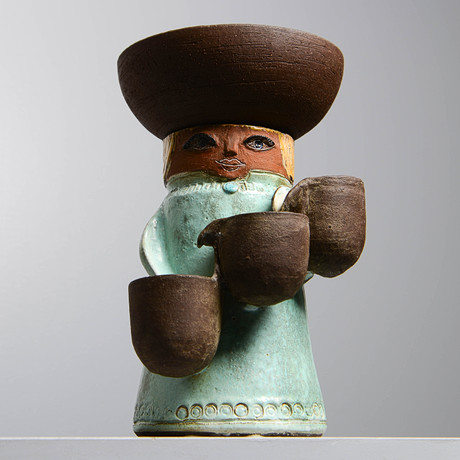 MARGARETA BORELIUS. Skulptur i två delar, egen verkstad, 1960-70-tal, signerad Marga Borelius. på auktion hos Formstad Auktioner