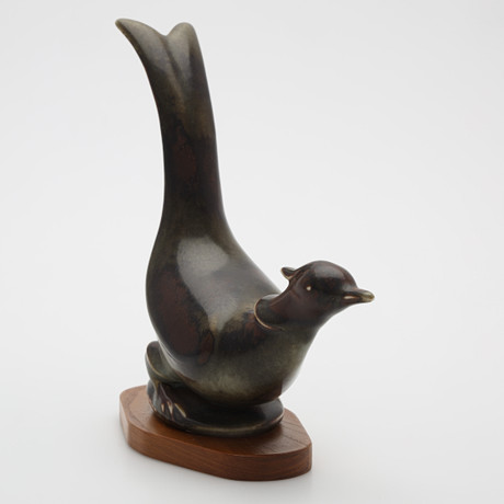 GUNNAR NYLUND. Figurin, glaserat stengods, fasan, monogramsignerad, Rörstrand. på auktion hos Auktionsmagasinet Vänersborg