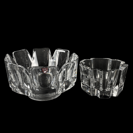SKÅLAR, 2 st, Glas, bl.a. "Corona", Lars Hellsten, Orrefors. på auktion hos Roslagens Auktionsverk
