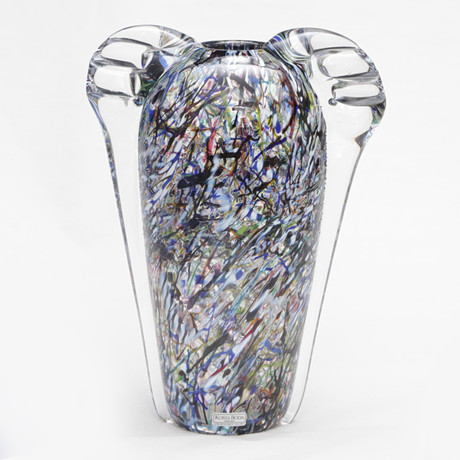 BERTIL VALLIEN. VAS, glas "Centilop" Kosta Boda, Ateljé, signerad, 1988. på auktion hos Kalmar Auktionsverk