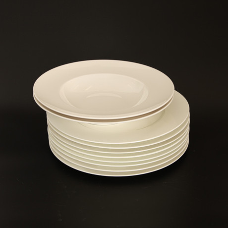 VILLEROY & BOCH, Mattallrikar, 10 delar, diameter 30,5 cm, "Royal". på auktion hos Auktionsverket Engelholm