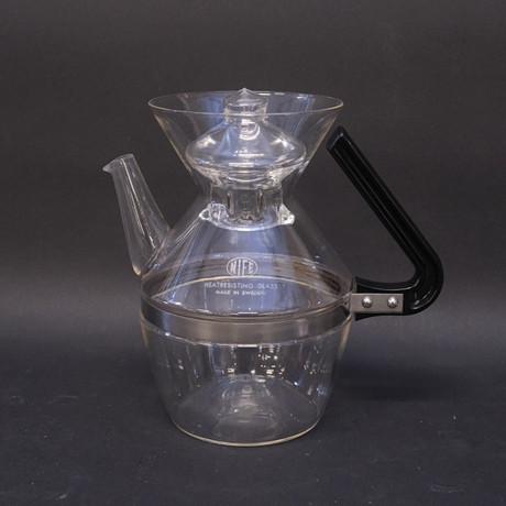 KAFFEKANNA, GLAS, "FILTRA", NIFE, 1960-TAL. på auktion hos Björnssons Auktionskammare