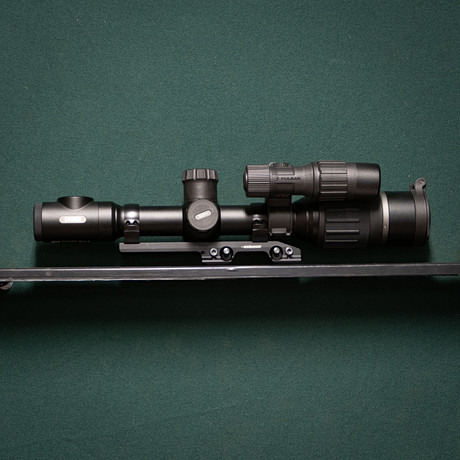 NIGHT SCOPE / LENS, Cyclop H3T-1, Russia. Photo, Cameras & Lenses