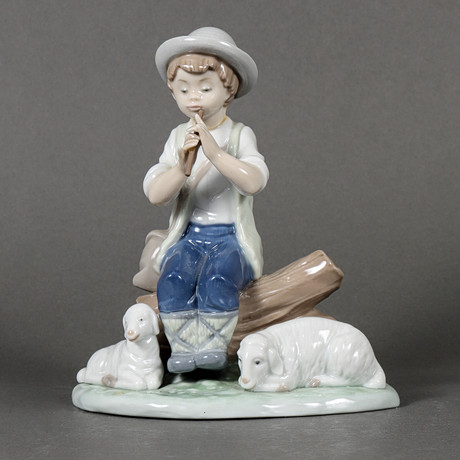 MIQUEL REQUENA. FIGURINE, PORCELAIN, SPAIN, 1900 CENTURY. Ceramics