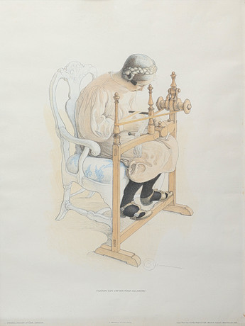 CARL LARSSON. "Flickan som väver röda gullband", färglitografi, monogramsignerad i trycket. på auktion hos Gomér & Andersson Jönköping