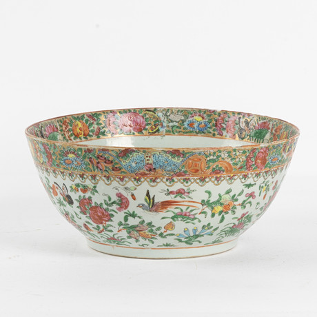 BÅLSKÅL, Kanton, Kina, porslin, 1800-tal. på auktion hos Stockholms Auktionsverk Helsingborg