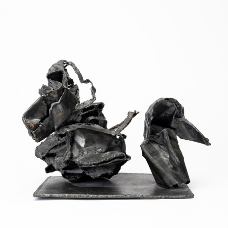 TONY EMILSON (1925-2015). "Livstecken", skulptur, metall, mongramsignerad TE och daterad -63. på auktion hos Auktionshuset Kolonn
