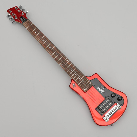 ELGITARR, Höfner, "Shorty", Contemporary Series. på auktion hos Crafoord Auktioner Malmö