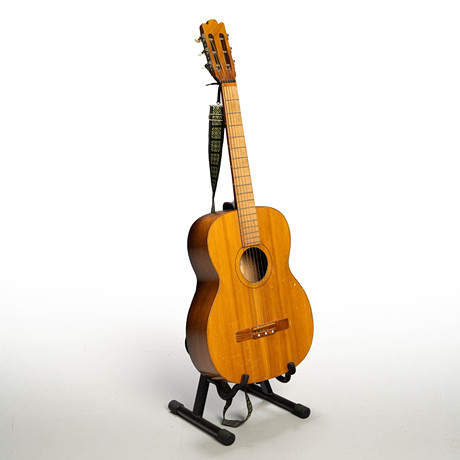 BO WRETLING. Akustisk gitarr, Mahogny, Valnöt. Signerad & Daterad 1955.
