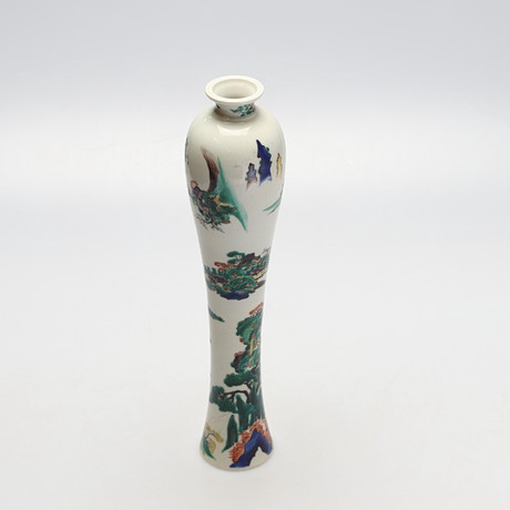 VAS, porslin, Kina, 1800/1900-tal. på auktion hos Gomér & Andersson Jönköping