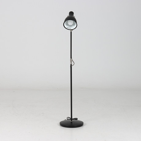 GOLVLAMPA, ARÖD, Typ G1705, IKEA, 2000-tal. på auktion hos Stadsauktion Sundsvall