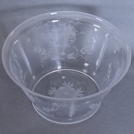 EDVIN OLLERS. skål, tunnväggigt glas, Elme 1926-30. på auktion hos Halmstads Auktionskammare