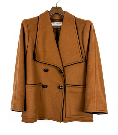 YVES SAINT LAURENT. JACKA, "Variation".