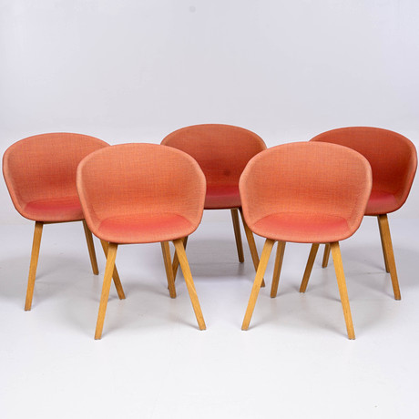 HEE WELLING. Stolar, "About A Chair", AAC 22, HAY, 5 st. på auktion hos Norrlands Auktionsverk
