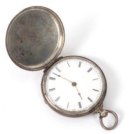 FICKUR, doublé, nyckeldragare, boett märkt "Bautte A Geneve". 18/1900-tal. på auktion hos Stadsauktion Sundsvall