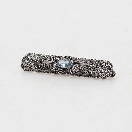 BROSCH, silver med akvamarin samt markasiter,.