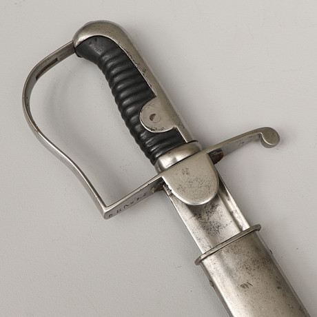 SABEL, svensk, m/1831, för manskap vid artilleriet, med stålbalja. på auktion hos Crafoord Auktioner Malmö