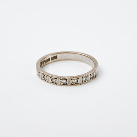 HALVALLIANSRING, 18 k vitguld, 7 åttkantslipade diamanter, ca 0,17 ct, Hans Rosin Guldsmed, Stockholm, 1981. på auktion hos Stockholms Auktionsverk Sickla