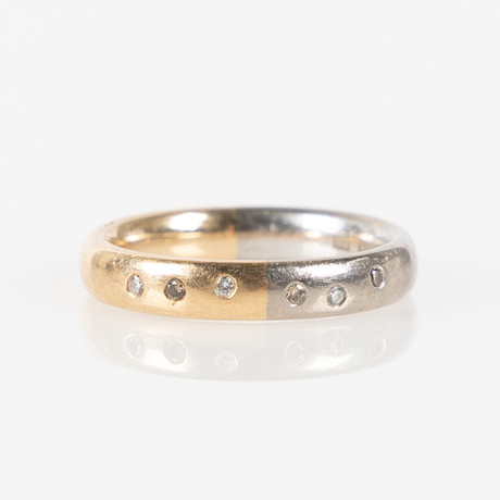 SANDSTRÖM & DE WIT, RING, 18K guld och vitguld med briljantslipade diamanter. på auktion hos Stockholms Auktionsverk Helsingborg