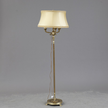 GOLVLAMPA, 3-armad, mässing.