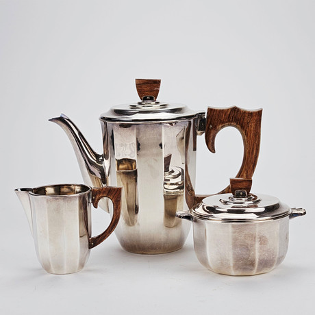 KAFFESERVIS, 3 delar, nysilver, DBE, 1940/50-tal. på auktion hos Auktionshuset Thörner & Ek