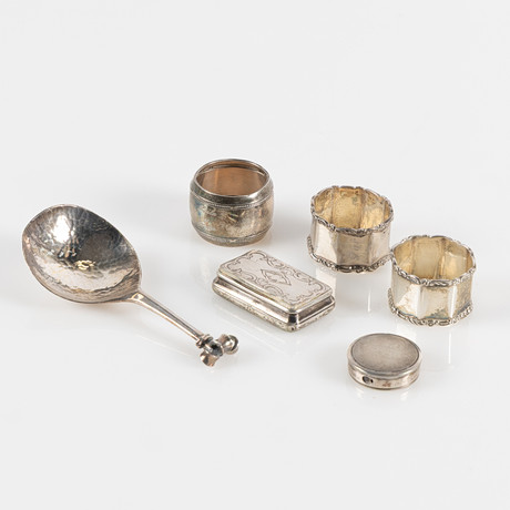 SUPSKED, SERVETTRINGAR, DOSOR, 6 delar, silver, bl a Eric Löfman.