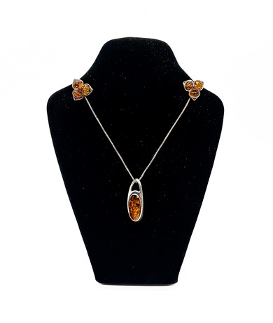 COLLIER & ÖRHÄNGEN, Sterling, bärnsten. på auktion hos Auktionshuset STO Bohuslän
