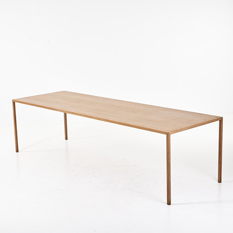 BERTJAN POT. Bord " Slim table", Arco. på auktion hos Stockholms Auktionsverk Magasin 5