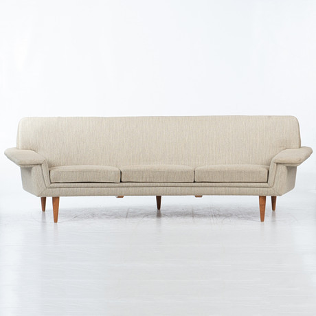 JOHANNES ANDERSEN. Soffa, "Florida" Trensum, Danish Modern, 1960-tal. på auktion hos Laholms Auktionskammare