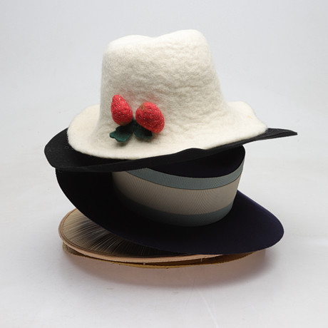 HATTAR, 5 st, olika modeller, b.la. Edward Mann, London. på auktion hos Gomér & Andersson Norrköping