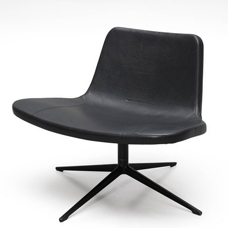 JACOB WAGNER, Fåtölj, "Ray Swivel", för Hay, 2009. på auktion hos Auktionsmagasinet Vänersborg