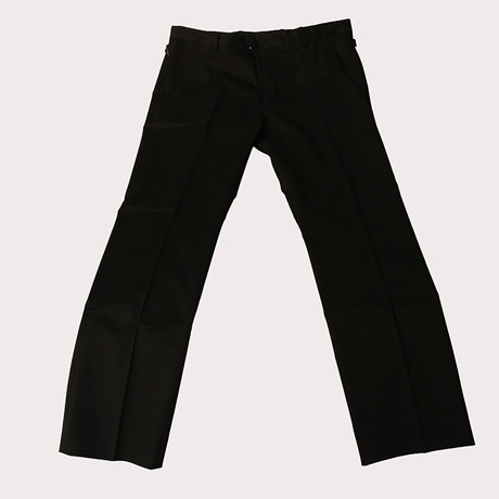 LOUIS VUITTON, Herrbyxor, uniforms, svarta chinos, NYSKICK. på auktion hos Limhamns Auktionsbyrå