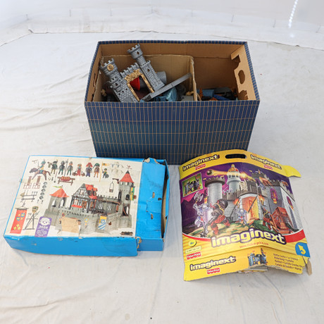 BYGGSATS, Fisher price, Imaginext samt Playmobil. på auktion hos Falun Auktionsbyrå