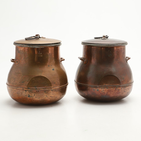 KOKKÄRL, "Bulkruka", 2 st, 1800-tal. på auktion hos Crafoord Auktioner Malmö