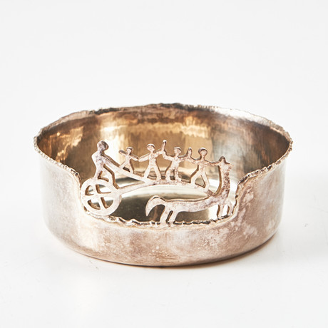 CLAËS GIERTTA. Coaster, sterlingsilver, Stockholm, 1984. på auktion hos Stockholms Auktionsverk Magasin 5