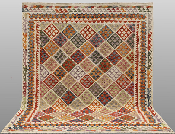 MATTA, Kelim, cirka 298 x 259 cm. på auktion hos RA Auktionsverket Norrköping