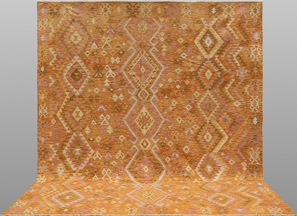 MATTA, Kelim, cirka 396 x 258 cm. på auktion hos RA Auktionsverket Norrköping