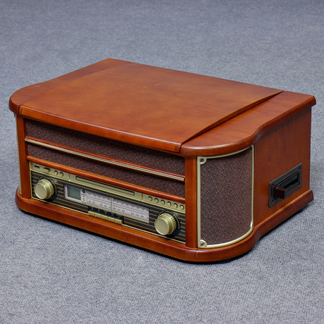 STEREO MED SKIVSPELARE, RETRO LINE, MODELL TR-W107BQ.