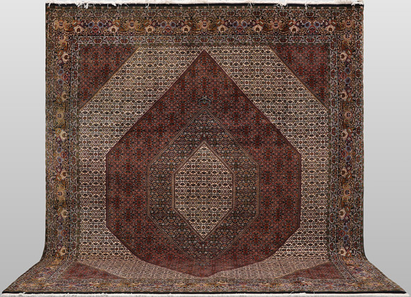 MATTA. Bidjar s.k takab, 348 x 305 cm.