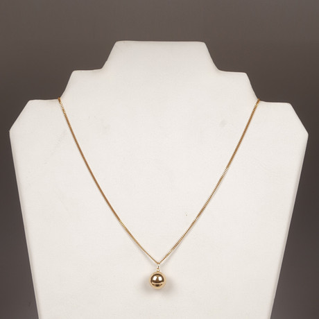 HALSBAND MED KULA, 18K guld. på auktion hos Auktionsfirma Kenneth Svensson i Kalmar