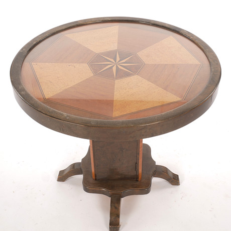 RÖKBORD, med förvaring, kompassros, Art Deco, 1930-tal. på auktion hos Auktionsfirma Kenneth Svensson i Kalmar