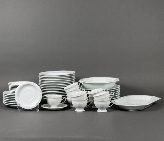 SERVIS Rosenthal, Classic Rose Collection. på auktion hos Karlstad Hammarö Auktionsverk