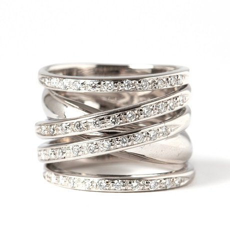RING, 18K vitguld med briljantslipade diamanter totalt ca 0.50 ct. på auktion hos Stockholms Auktionsverk Göteborg