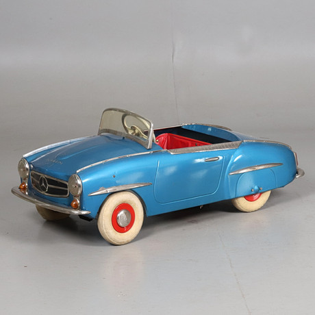 TRAMPBIL, Ferbedo, Mercedes SL 180, 1900-talets mitt. på auktion hos Örebro Stadsauktioner