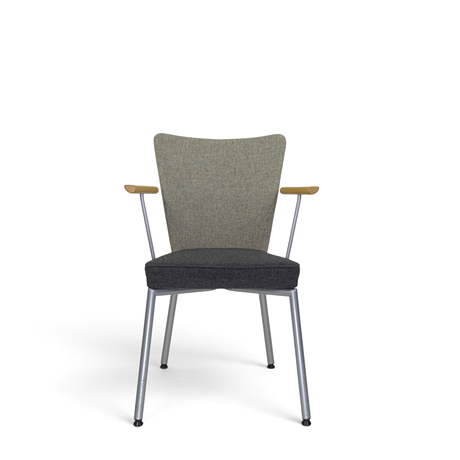 KARMSTOL, stomme av metall, tygklädd rygg och sits, armlän av lackat lövträ, Skandiform. på auktion hos Höganäs Auktionsverk